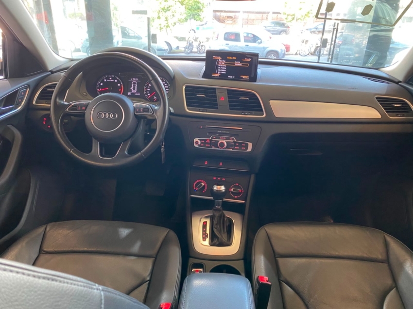 Audi-Q3-1.4 TFSI ATTRACTION GASOLINA 4P S TRONIC