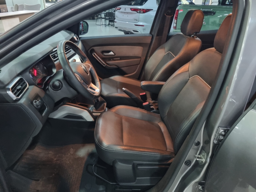 Renault-DUSTER-1.3 TCE FLEX ICONIC X-TRONIC