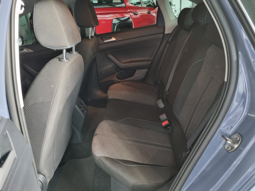 Volkswagen-NIVUS-1.0 200 TSI TOTAL FLEX COMFORTLINE AUTOMÁTICO