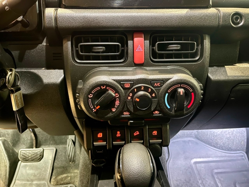 Suzuki-JIMNY-1.5 GASOLINA SIERRA 4YOU 4X4 AUTOMÁTICO