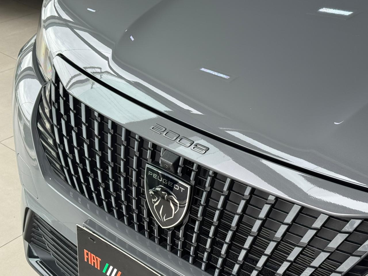 Peugeot-2008-2008 GT 1.0 Turbo Hibrido Aut.
