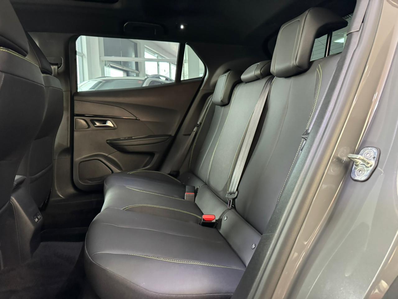 Peugeot-2008-2008 GT 1.0 Turbo Hibrido Aut.