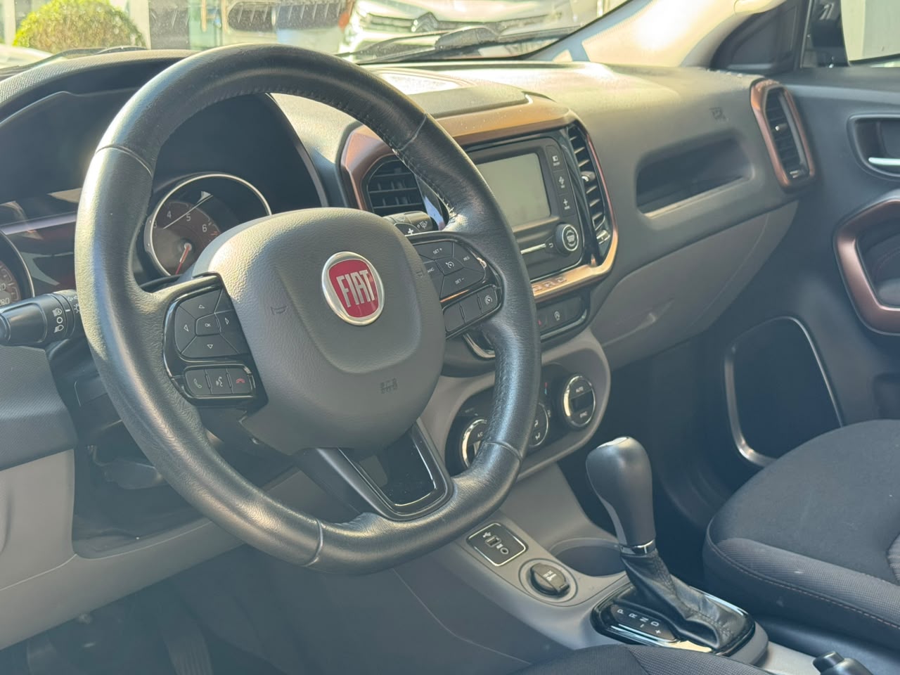 Fiat-TORO-Toro Volcano 2.4 16V Flex Aut.