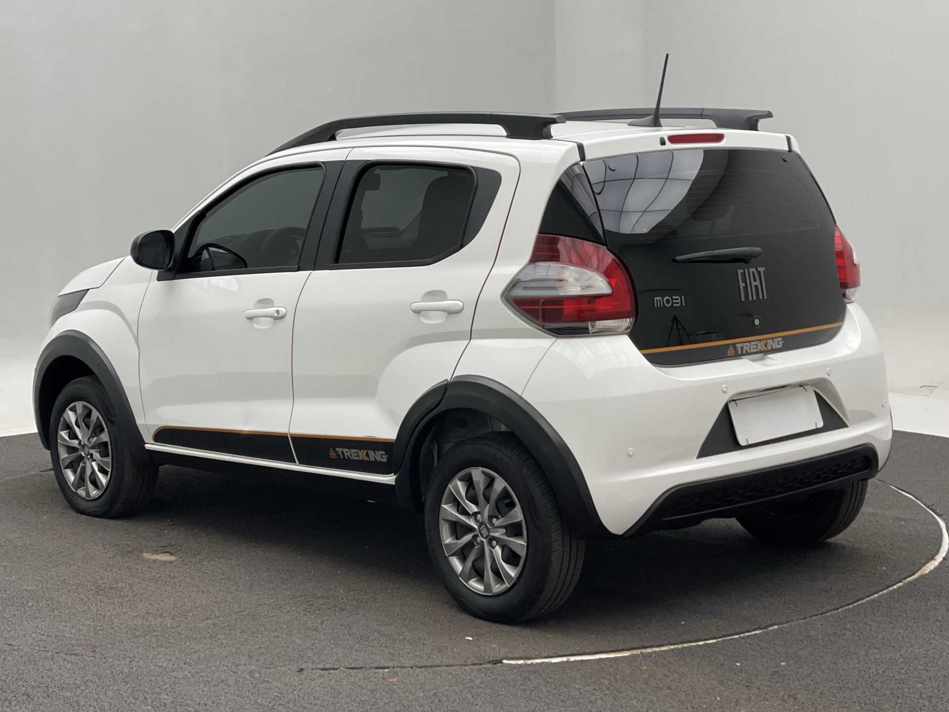 Fiat-MOBI-MOBI TREKKING 1.0 Flex 5p.
