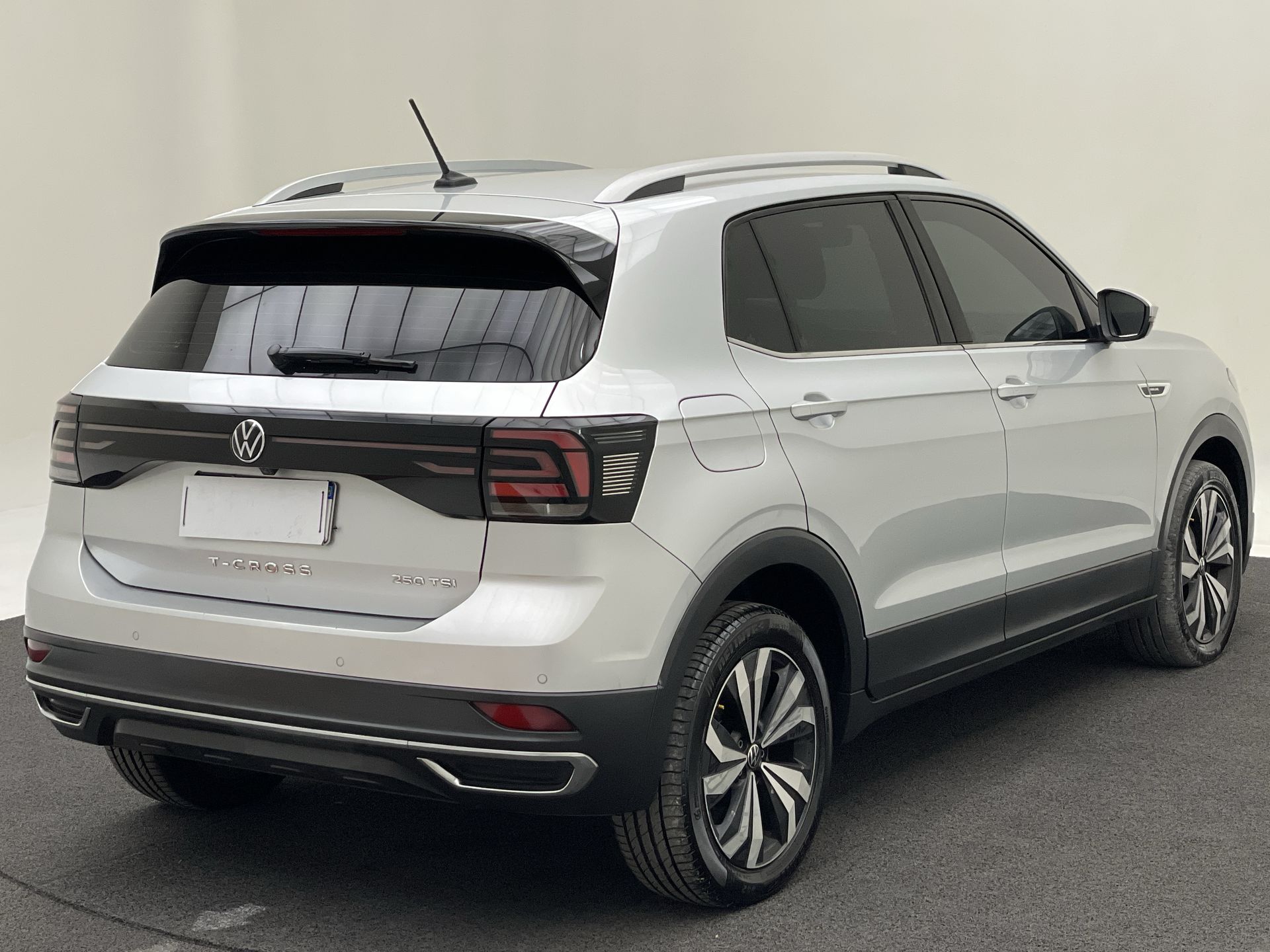 T-Cross Highline 1.4 TSI Flex 16V 5p Aut