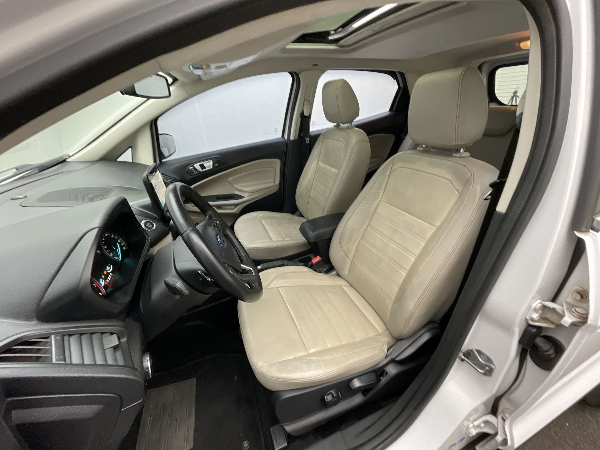 EcoSport TITANIUM 2.0 16V Flex 5p Aut.