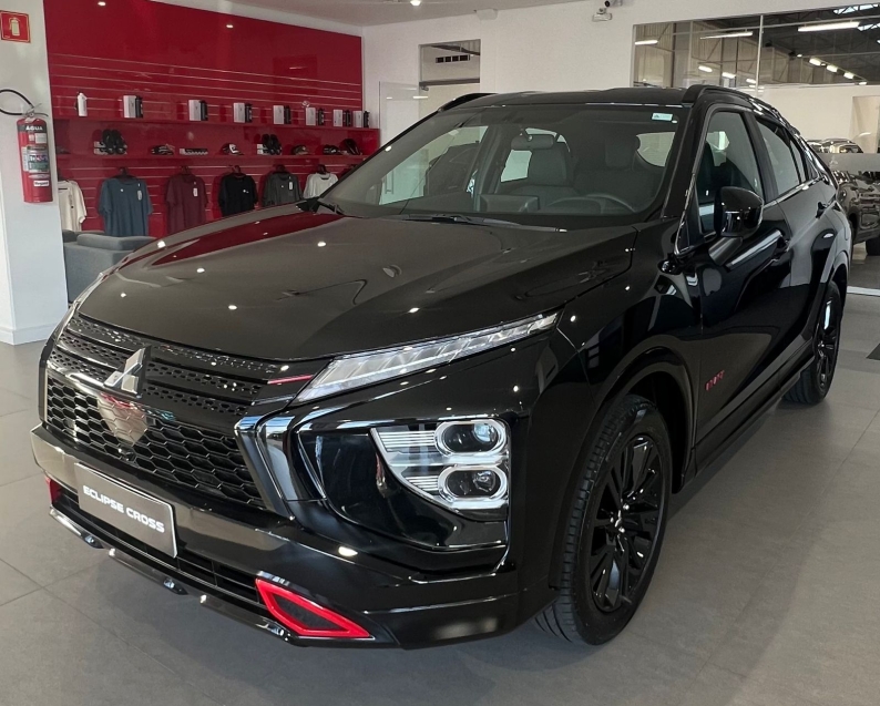 Mitsubishi-ECLIPSE CROSS-1.5 MIVEC TURBO GASOLINA HPE BLACK CVT