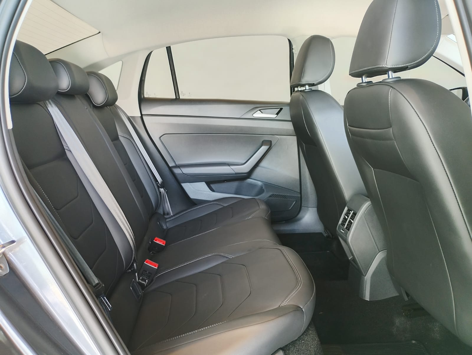Volkswagen-VIRTUS-VIRTUS Comfort. 200 TSI 1.0 Flex 12V Aut