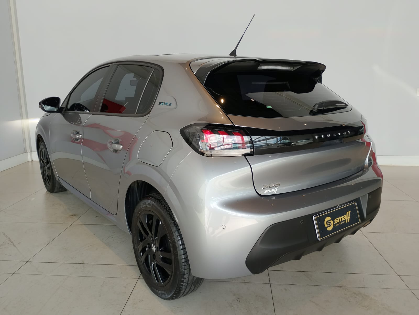 Peugeot-208-208 Style 1.0 Flex 6V 5p Mec.