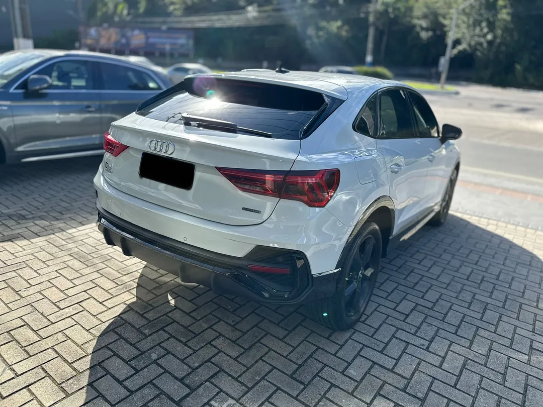 audi q3 q3 spb perf. black 2.0 tfsi tipt. quat.