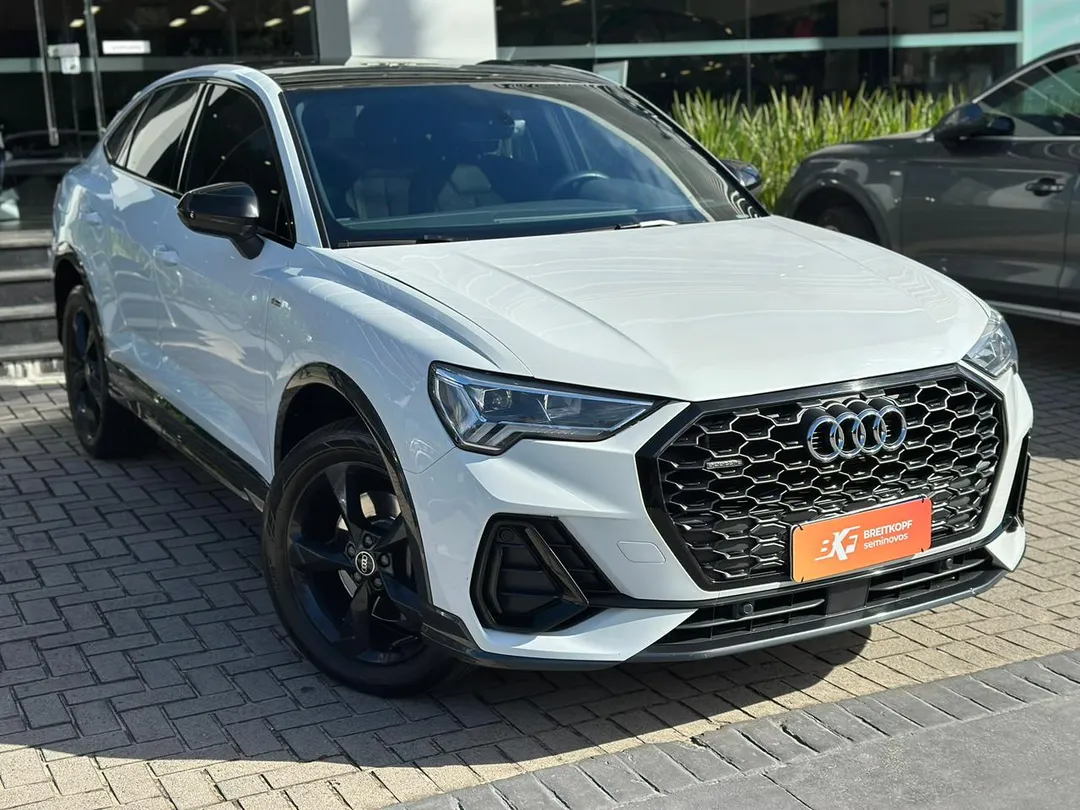 audi q3 q3 spb perf. black 2.0 tfsi tipt. quat.