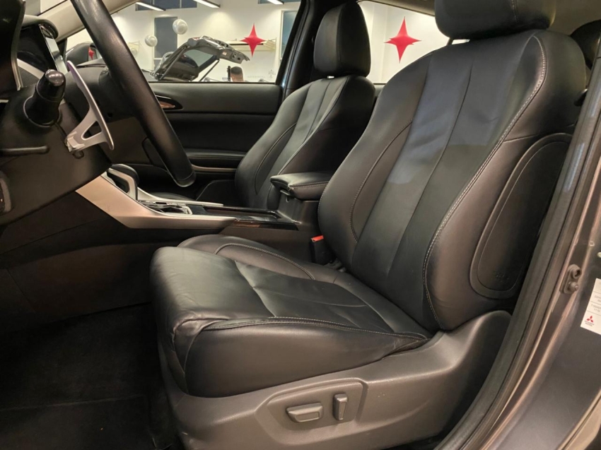 Mitsubishi-ECLIPSE CROSS-1.5 MIVEC TURBO GASOLINA HPE CVT