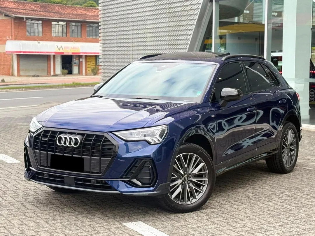Audi-Q3-Q3 Perf. Black 2.0 TFSI Tiptr. Quattro