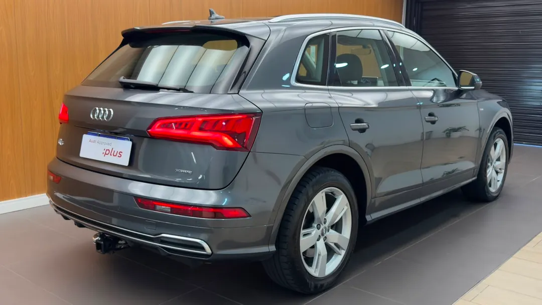 Audi-Q5-Q5 S-Line 2.0 TFSI Quattro S-tronic 252cv