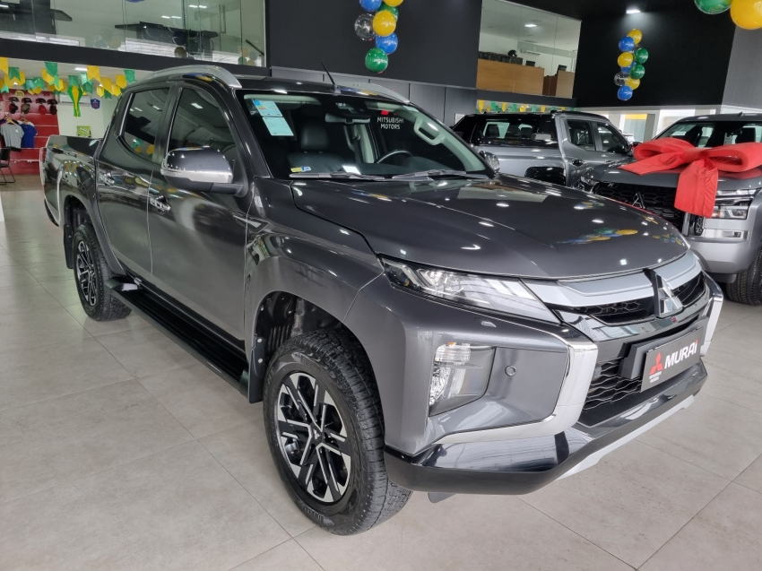 Mitsubishi-L200 TRITON-2.4 16V TURBO DIESEL SPORT HPE-S CD 4P 4X4 AUTOMÁTICO