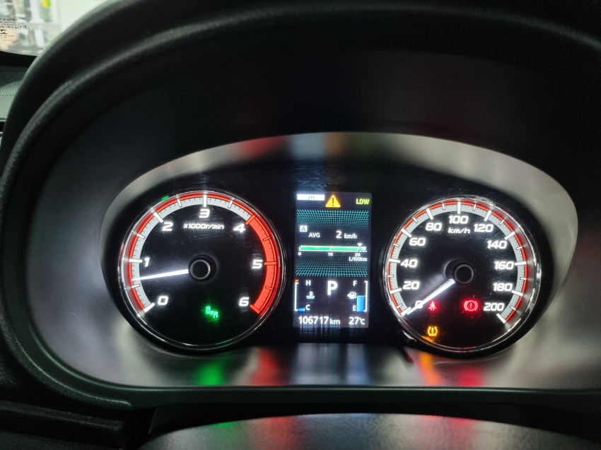 Mitsubishi-L200 TRITON-2.4 16V TURBO DIESEL SPORT HPE-S CD 4P 4X4 AUTOMÁTICO