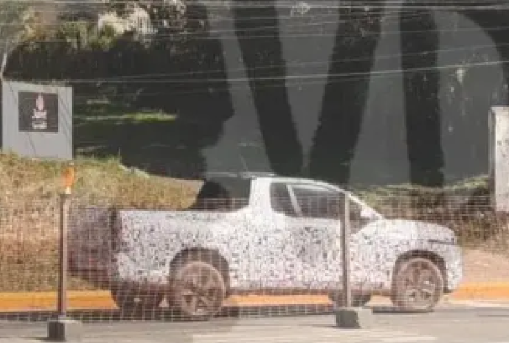 Volkswagen Tukan de cabine simples aparece em testes