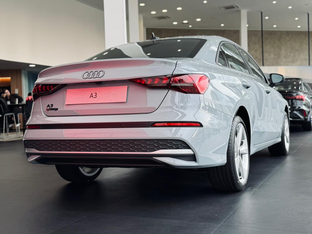 Audi-A3-A3 Sedan Performance 2.0 TFSI S-tronic