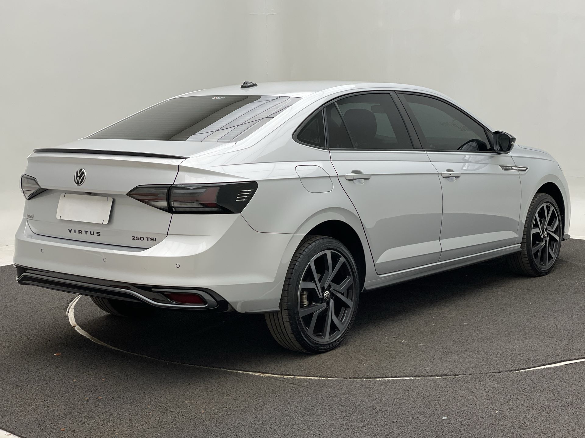 VIRTUS Exclusive 250TSI 1.4 Flex 16V Aut