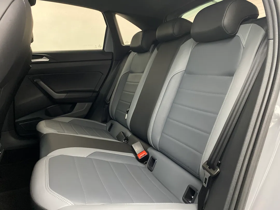 VW - Volkswagen-NIVUS-NIVUS HIGHLINE 1.0 200 TSI FLEX AUT.
