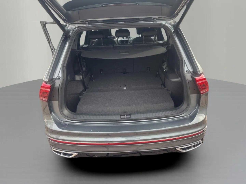 Volkswagen-TIGUAN-2.0 300 TSI GASOLINA ALLSPACE R-LINE AUTOMÁTICO