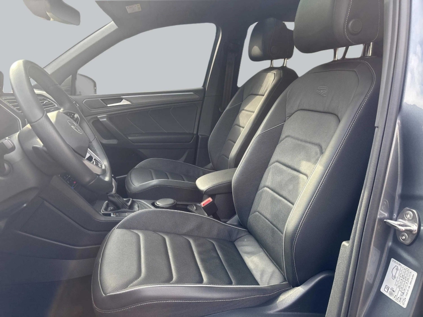 Volkswagen-TIGUAN-2.0 300 TSI GASOLINA ALLSPACE R-LINE AUTOMÁTICO