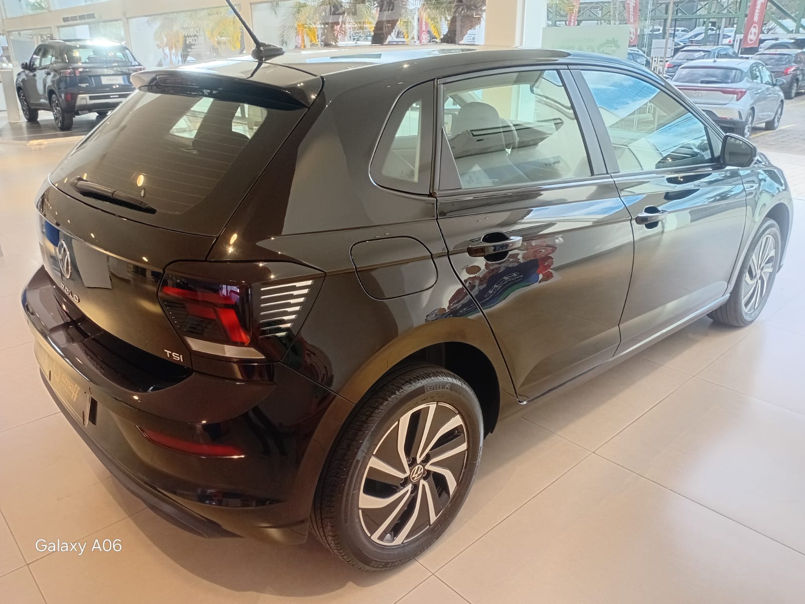 Volkswagen-Polo-Polo Highline TSI 1.0 Flex 12V Aut.