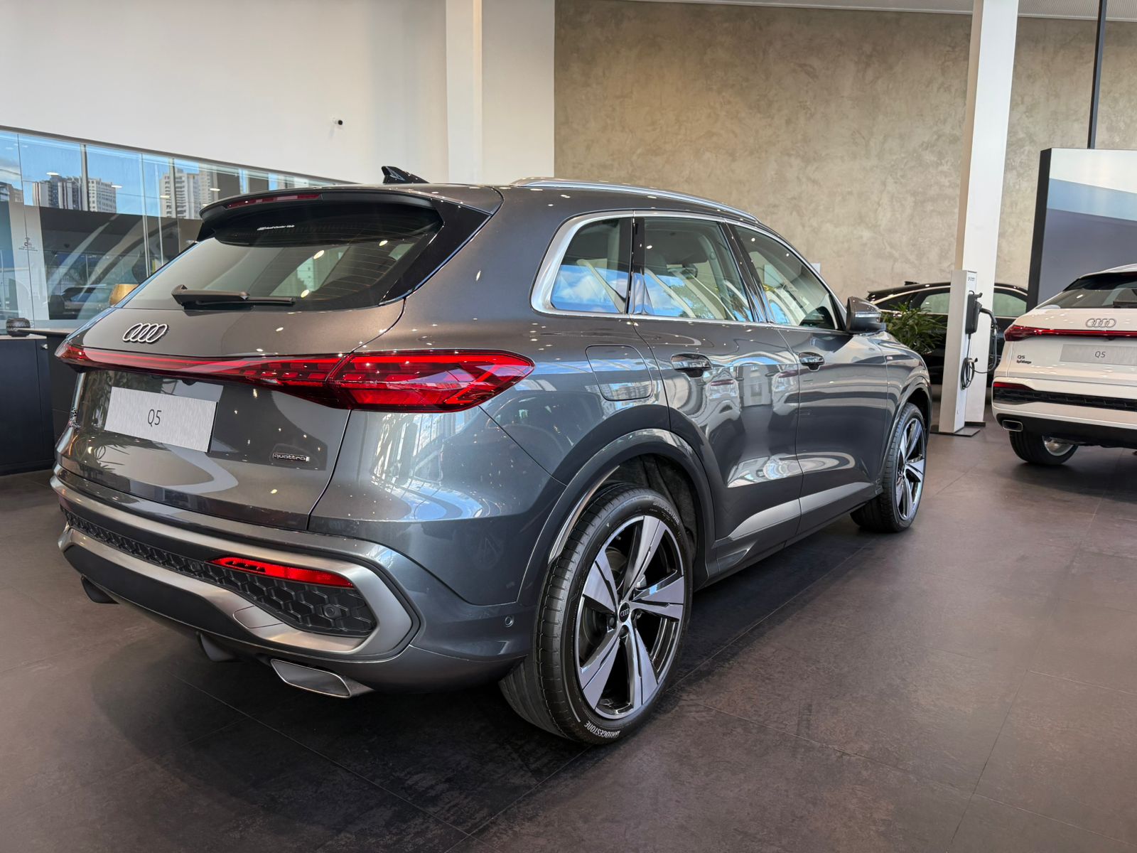 Audi-Q5-Q5 S-Line 2.0 TFSI Quattro S-tronic 272cv