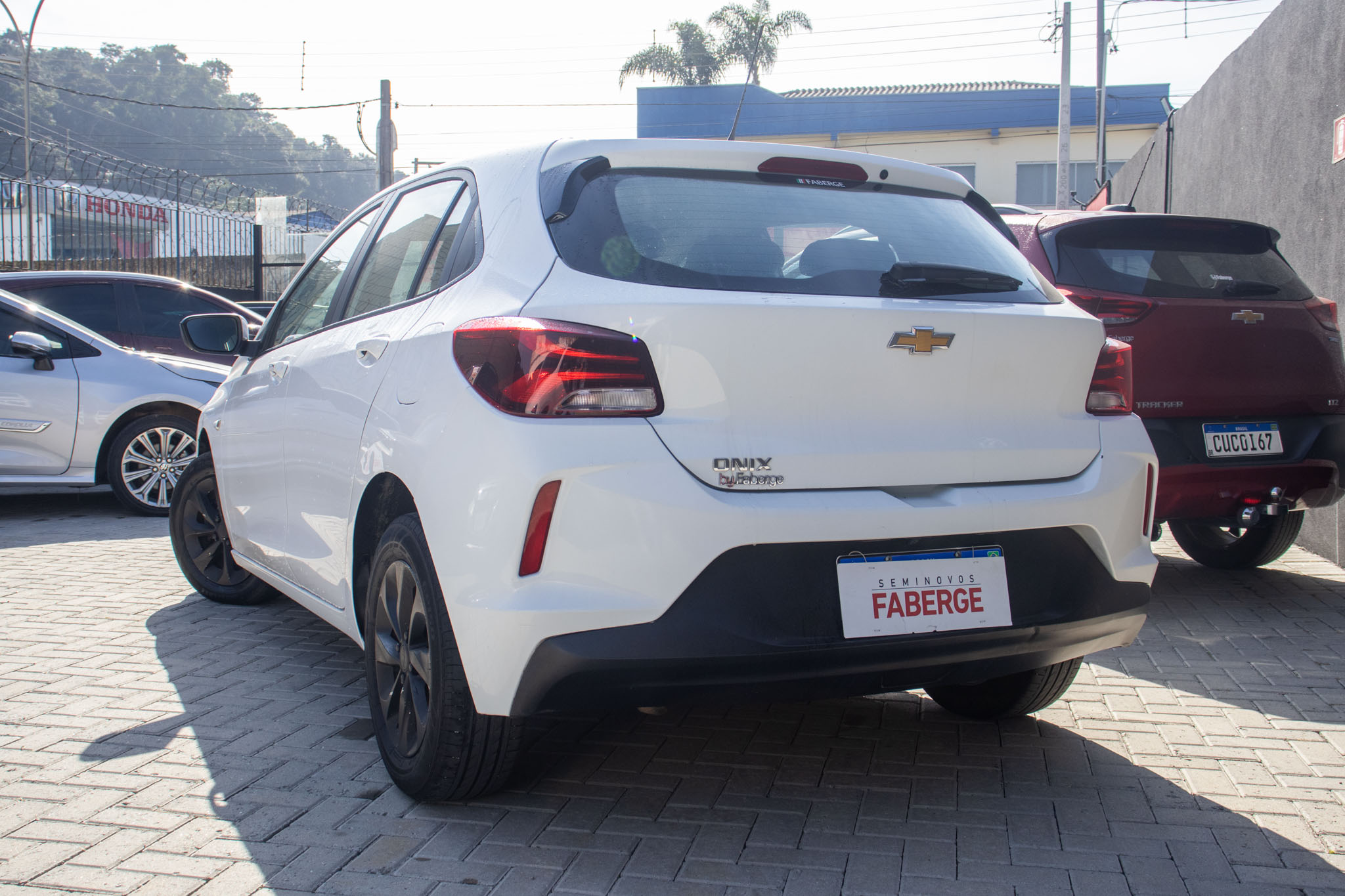 GM - Chevrolet-ONIX-ONIX HATCH LTZ 1.0 12V TB Flex 5p Mec.