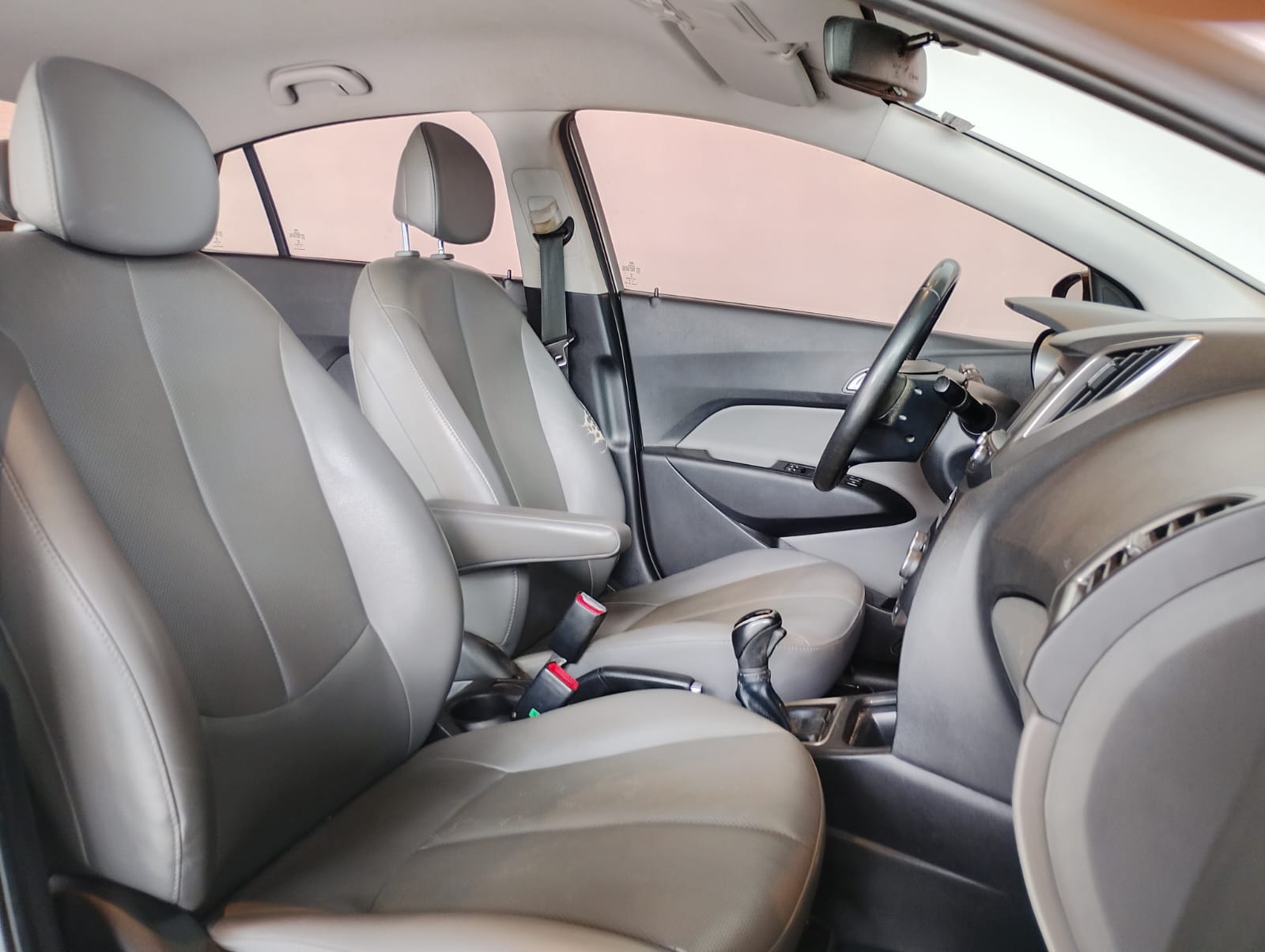 Hyundai-HB20S-HB20S Premium 1.6 Flex 16V Aut. 4p