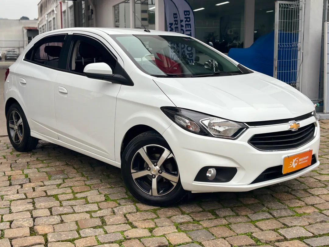 GM - Chevrolet-ONIX-ONIX HATCH LTZ 1.4 8V FlexPower 5p Mec.