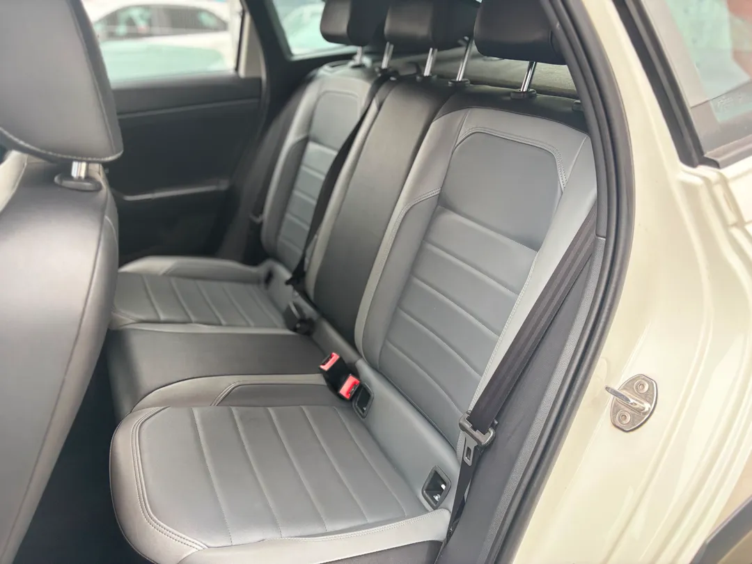VW - Volkswagen-NIVUS-NIVUS HIGHLINE 1.0 200 TSI FLEX AUT.
