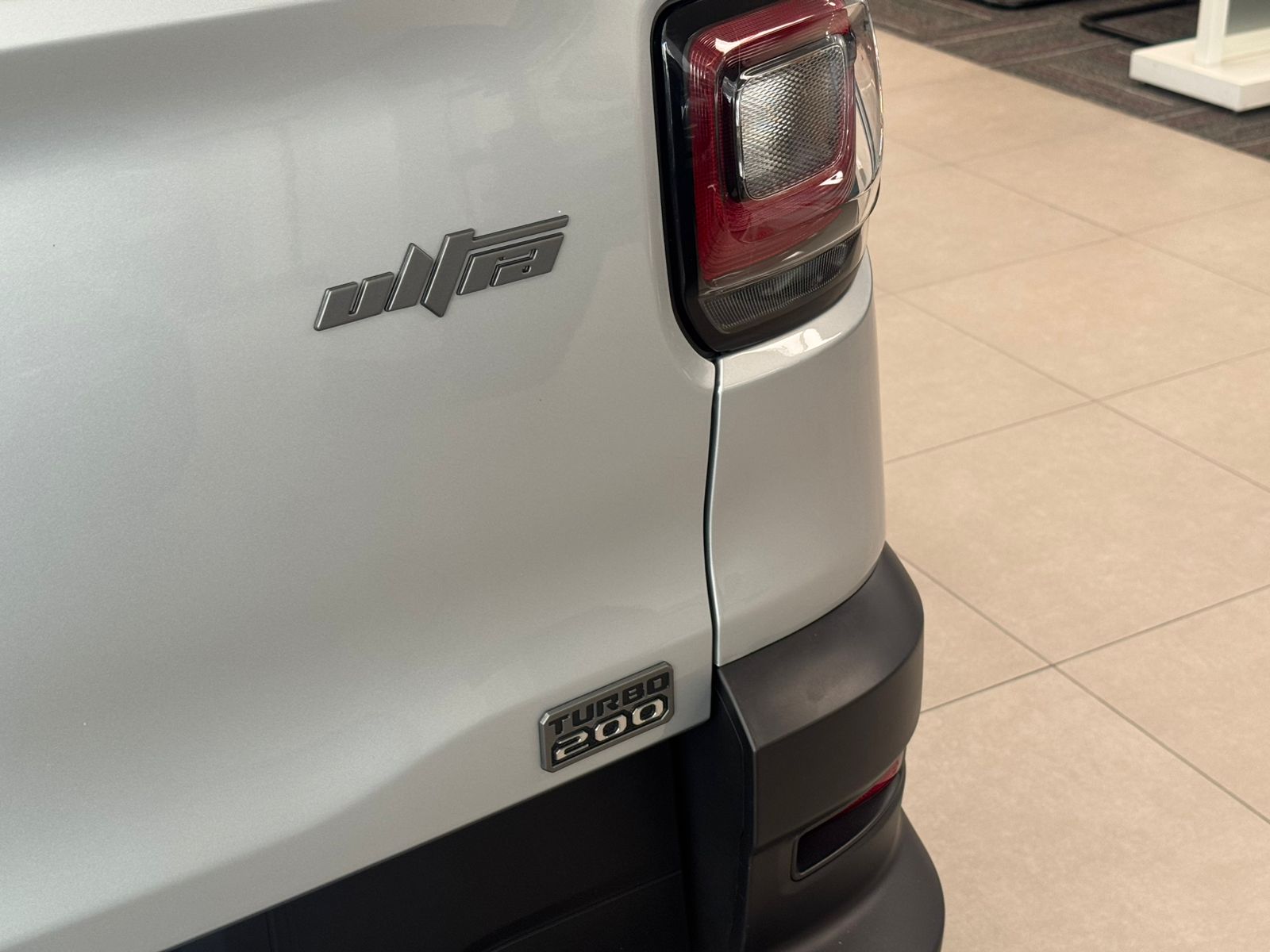 Fiat-STRADA-Strada Ultra 1.0 Flex Turbo CD Aut.