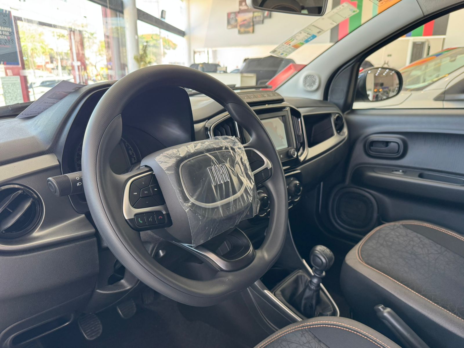 Fiat-MOBI-MOBI TREKKING 1.0 MT