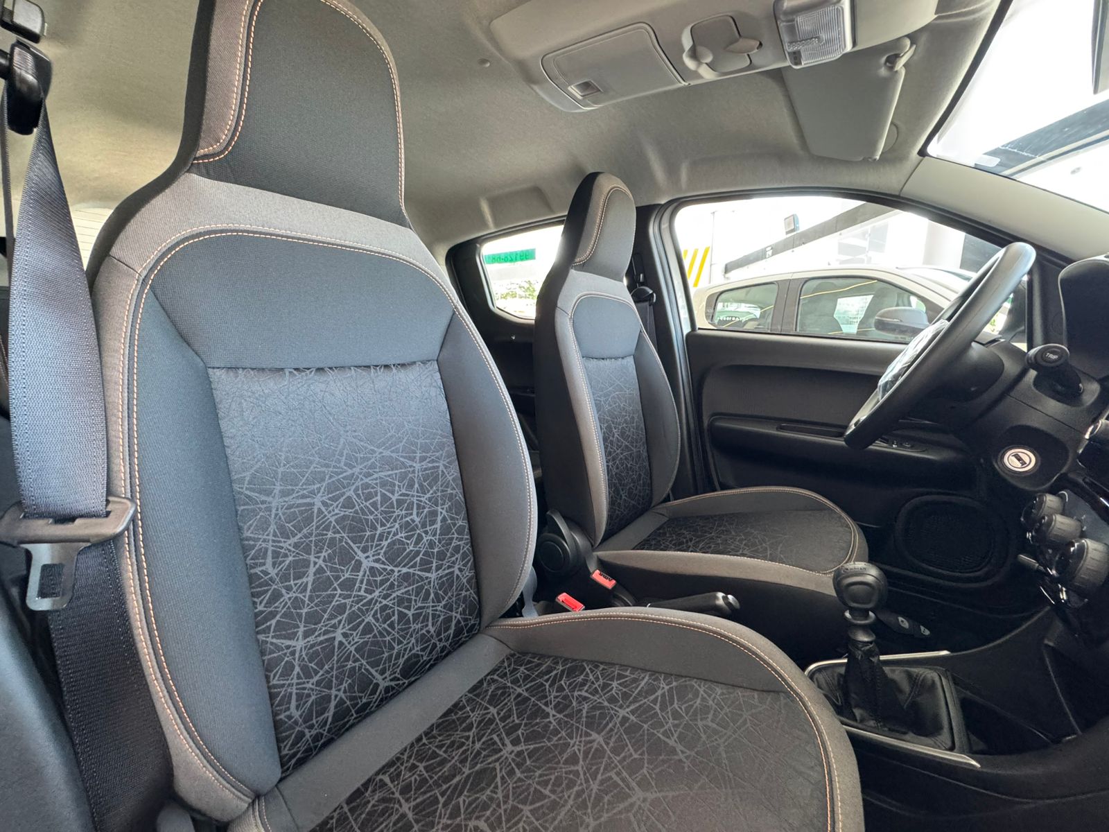 Fiat-MOBI-MOBI TREKKING 1.0 MT