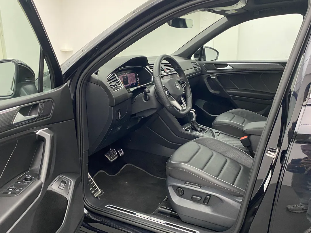 VW - Volkswagen-TIGUAN-TIGUAN ALLSPAC R-LINE 300 TSI 2.0
