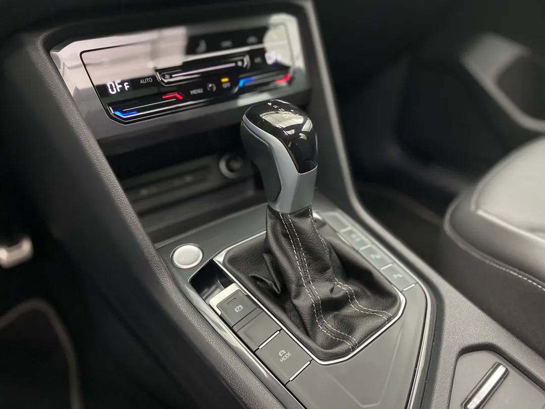 VW - Volkswagen-TIGUAN-TIGUAN ALLSPAC R-LINE 300 TSI 2.0