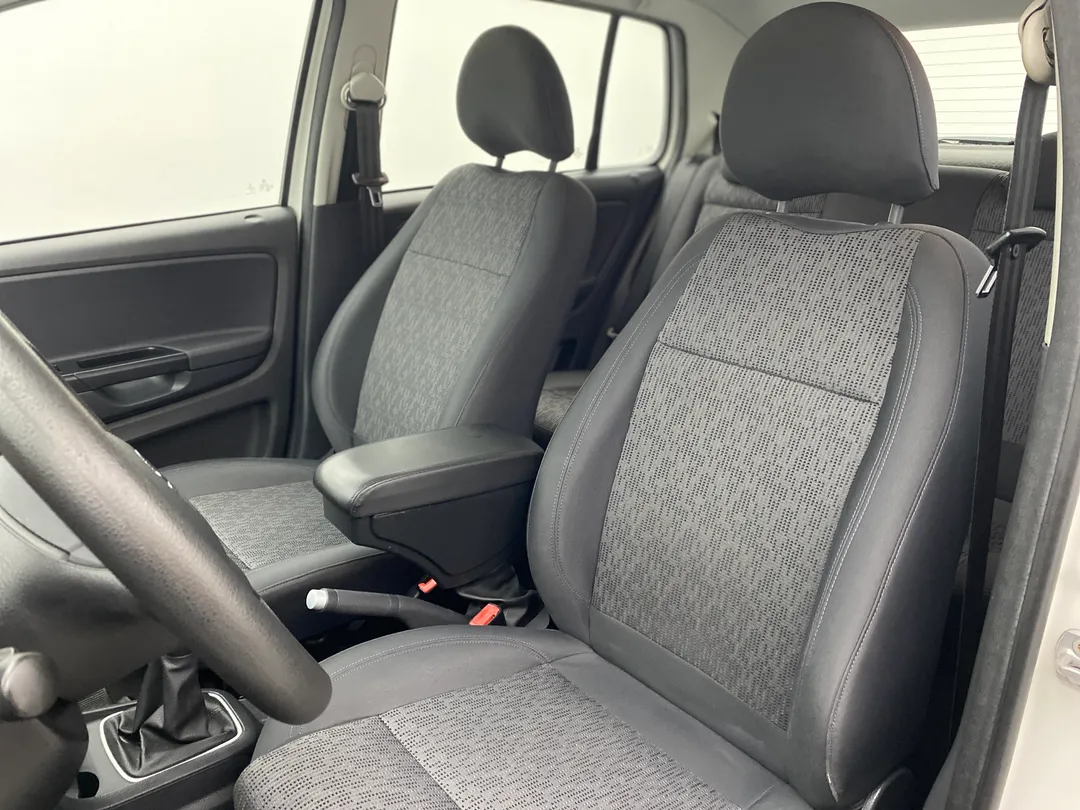 VW - Volkswagen-FOX-FOX 1.6 MI TOTAL FLEX 8V 5P