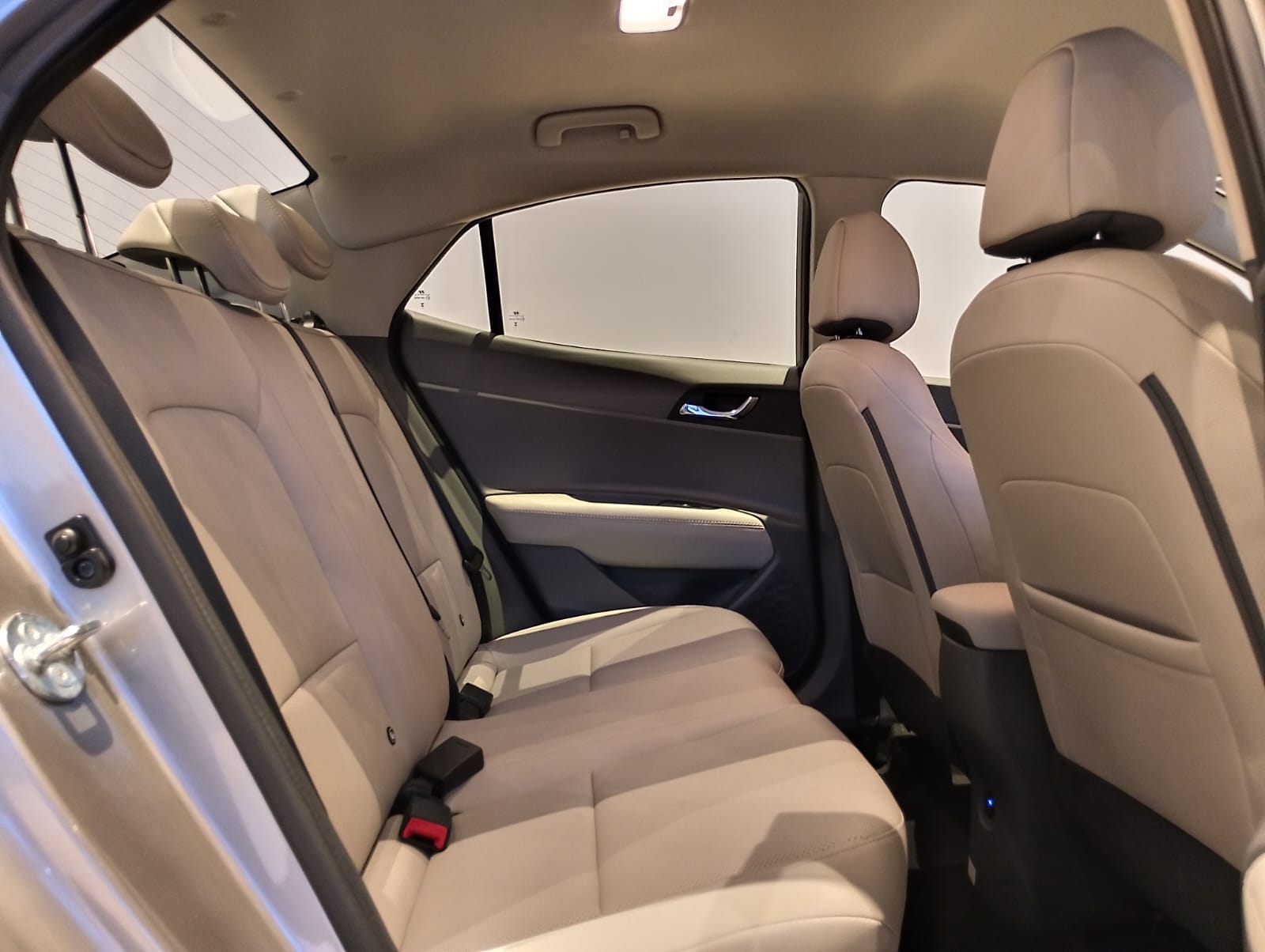 Hyundai-HB20S-NEW HB20S 1.0 TGDI AT PLATINUM