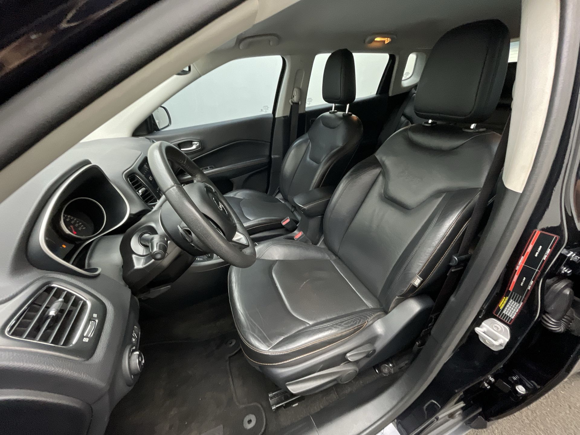 Jeep-COMPASS-COMPASS LONGITUDE 2.0 4x4 Dies. 16V Aut.