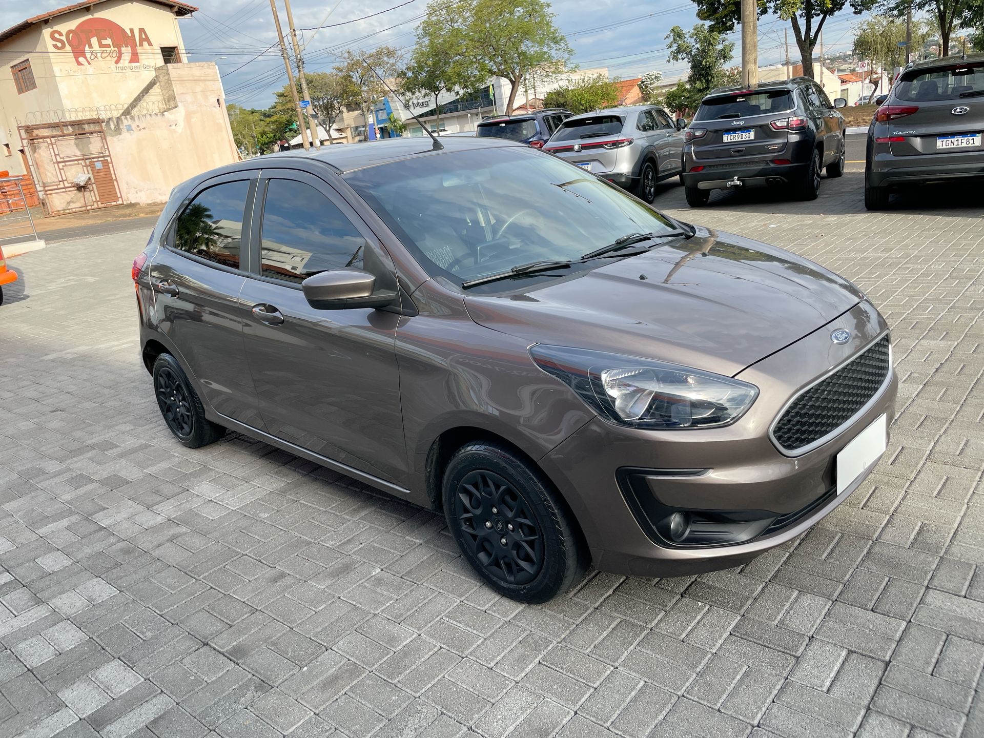 Ford-KA-Ka 1.0 SE/SE Plus TiVCT Flex 5p