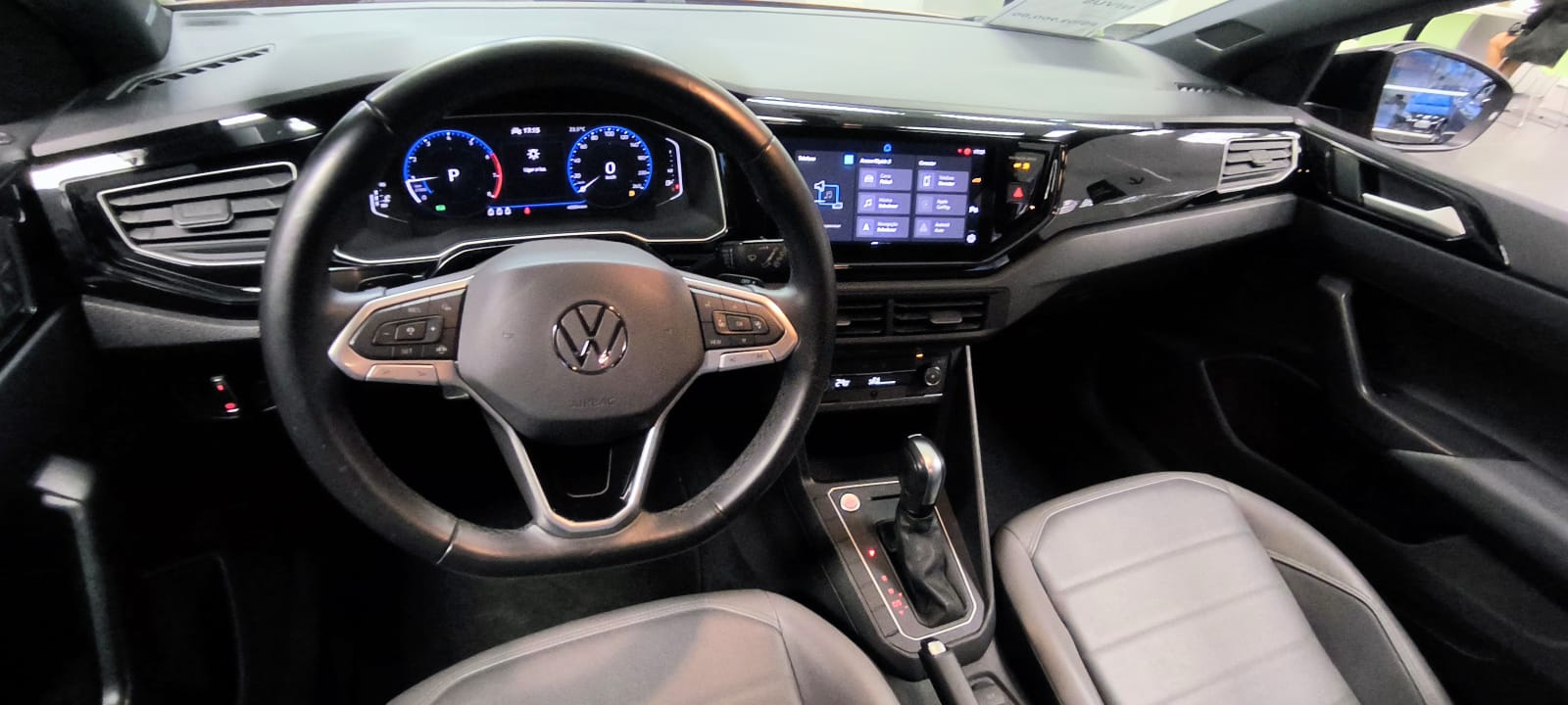 Volkswagen-Nivus-Nivus Highline 1.0 200 TSI Flex Aut.