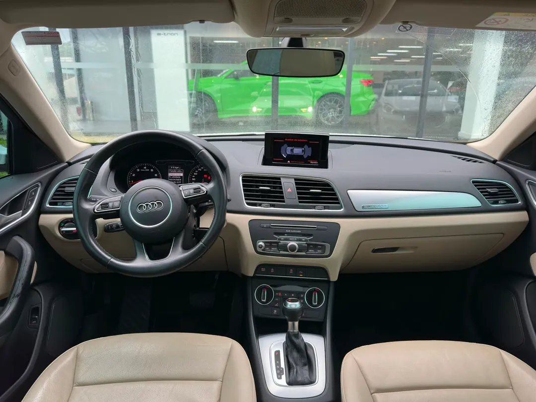 Audi-Q3-Q3 2.0 TFSI Quat. 170/180cv S-tronic 5p