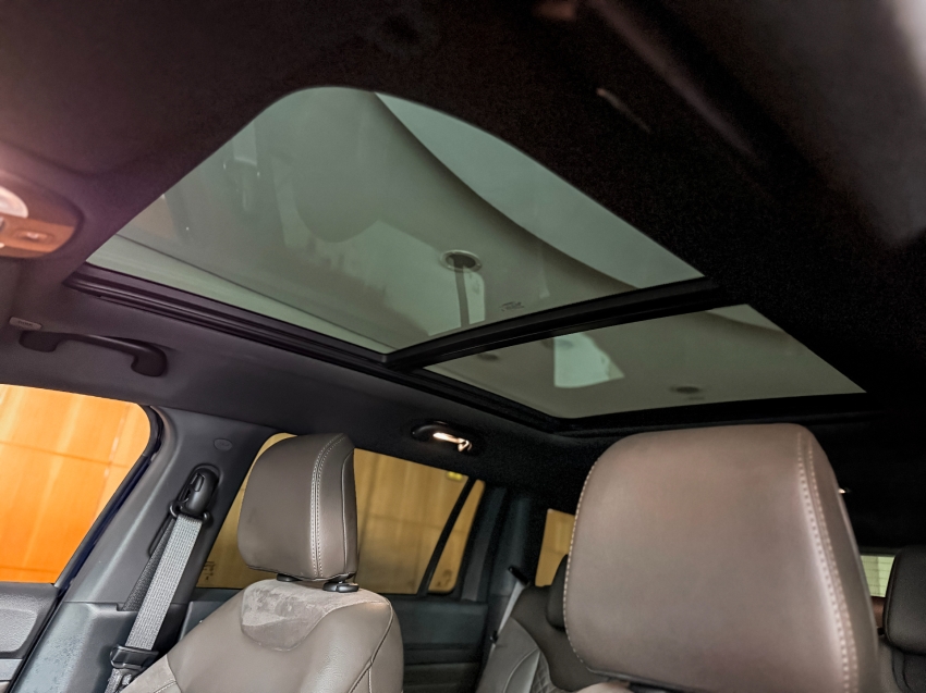 Jeep-COMMANDER-1.3 T270 TURBO FLEX OVERLAND AT6
