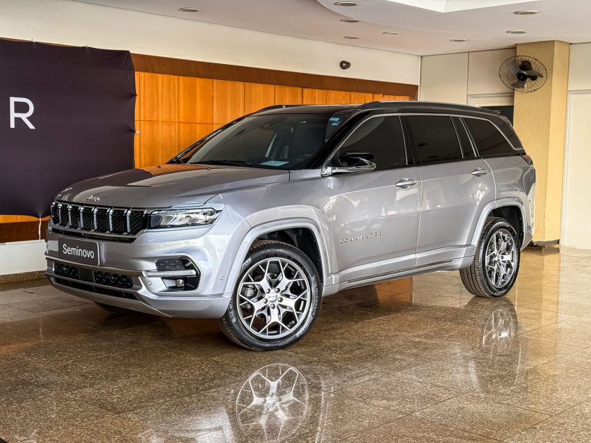 Jeep-COMMANDER-2.2 TURBO DIESEL OVERLAND AT9