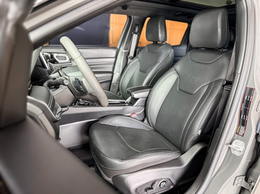 Jeep-COMPASS-1.3 T270 TURBO FLEX S AT6