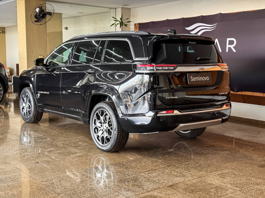 Jeep-COMMANDER-2.0 TD380 TURBO DIESEL OVERLAND AT9