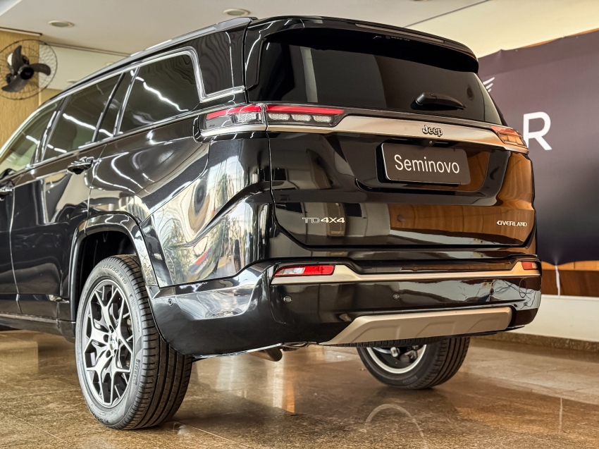 Jeep-COMMANDER-2.0 TD380 TURBO DIESEL OVERLAND AT9