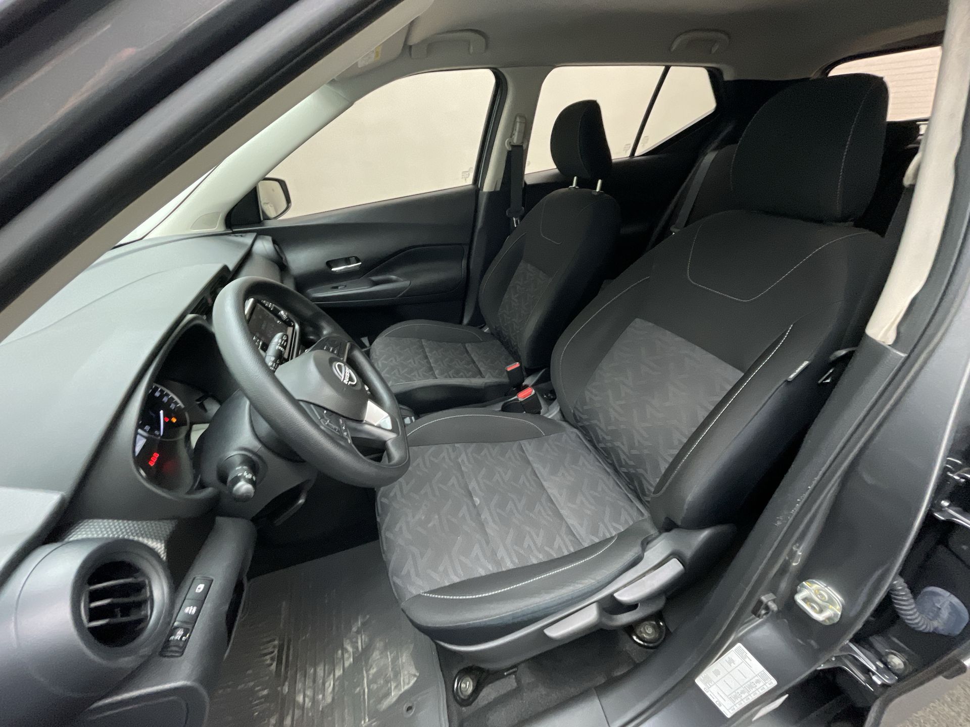KICKS Sense 1.6 16V Flex Aut.