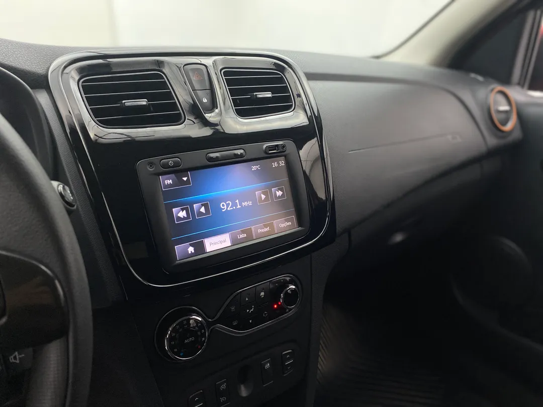 Renault-SANDERO-SANDERO STEPWAY Hi-Power 1.6 8V 5p